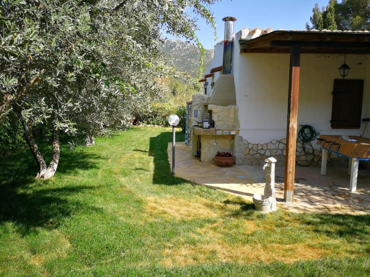 Villa Murgia Solanas  Exterior foto